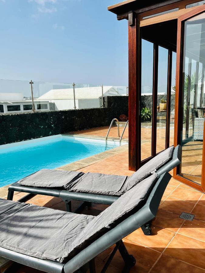Mi Villa Playa Blanca  Exterior photo