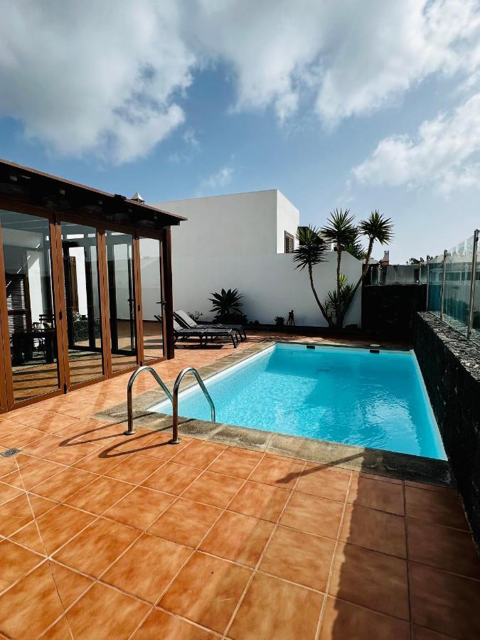 Mi Villa Playa Blanca  Exterior photo